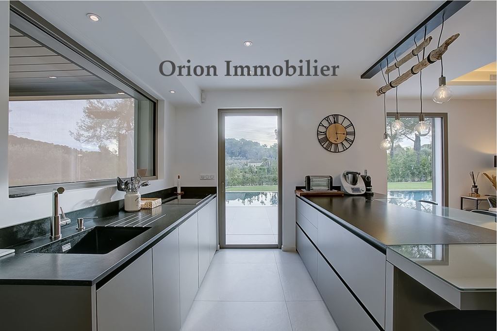 Maison Contemporaine MOUGINS (06250) ORION IMMOBILIER